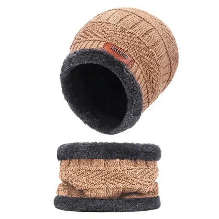 2 pairs of warm winter hats