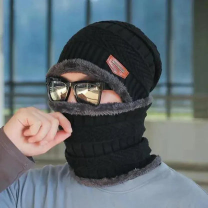 2 pairs of warm winter hats