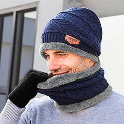 2 pairs of warm winter hats