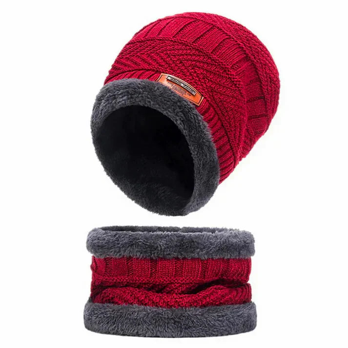 2 pairs of warm winter hats